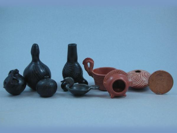 Pottery Miniatures0