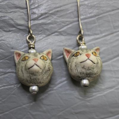 Cat head earrings